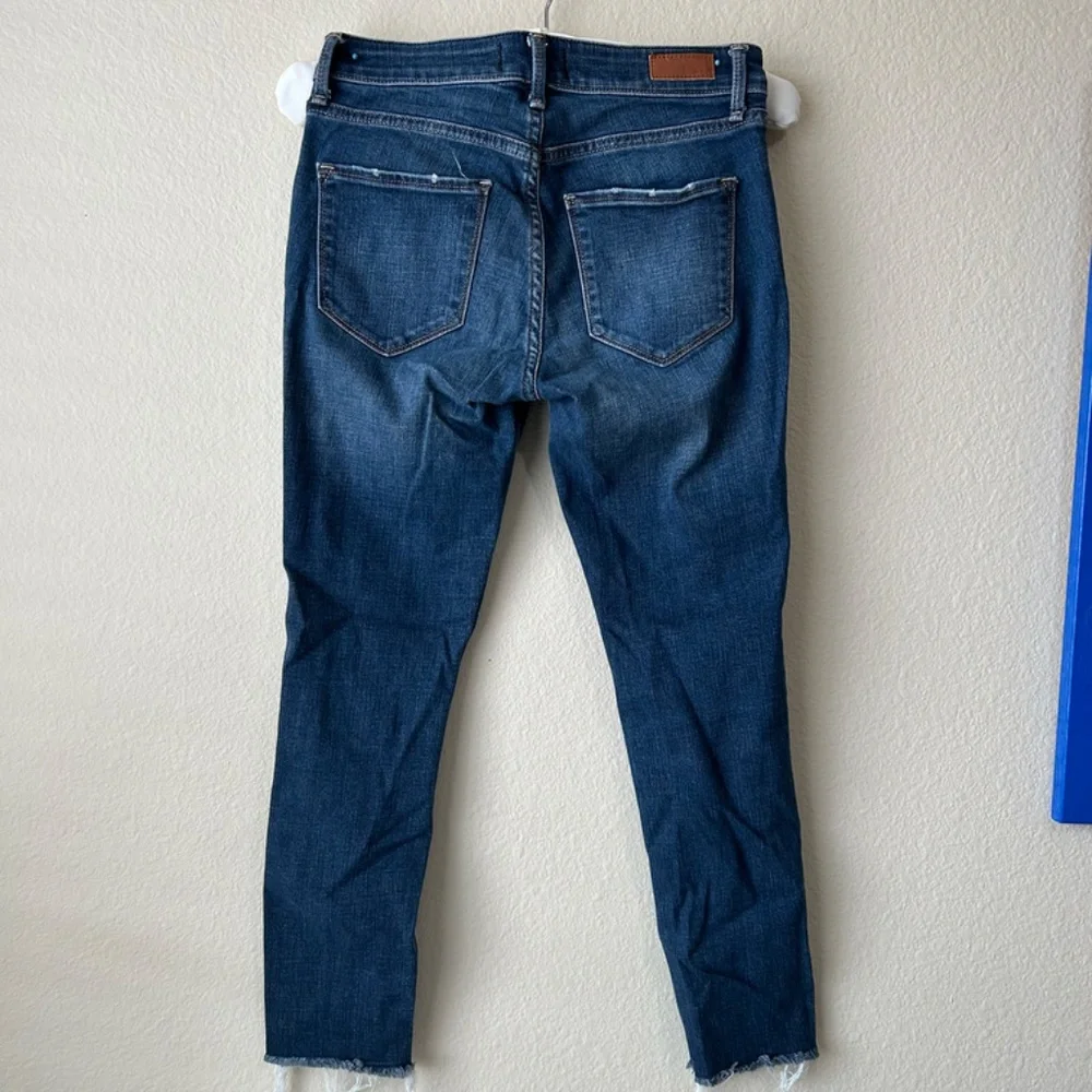 Abercrombie & Fitch Harper Ankle Jean Medium Indigo Distressed Size 24 Short OOs
